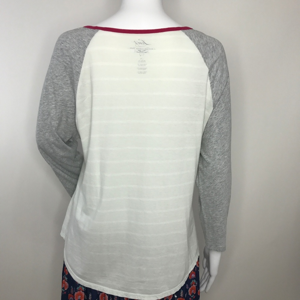 1 E Levi's Cream Stripes Gray Ringer Baseball Tee - Picture 2 of 6